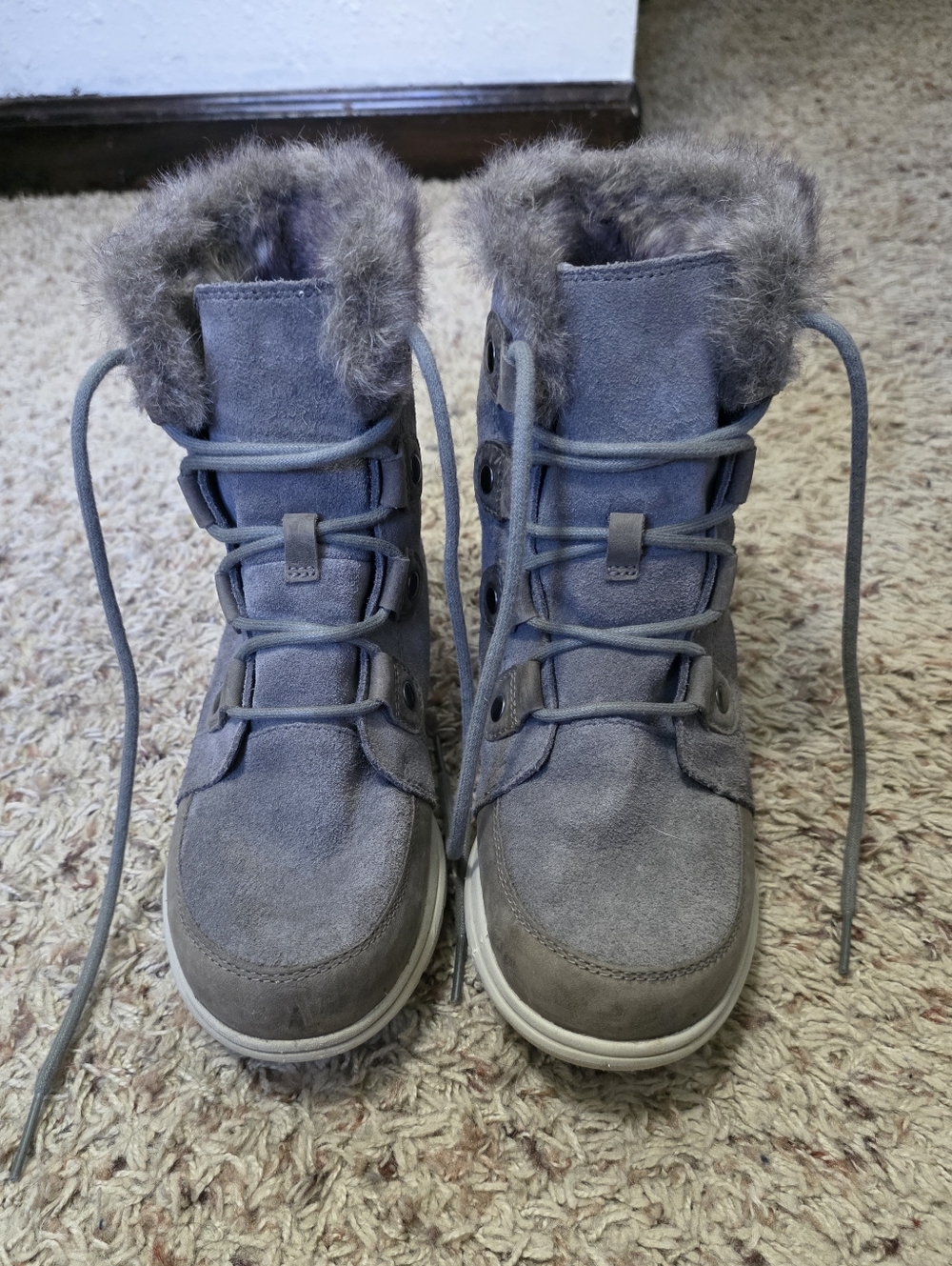 Womens Grey Faux-Fur Winter Boots
